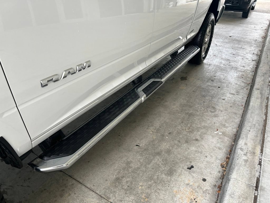 Used 2025 RAM 2500 Big Horn AWD/4WD image 17