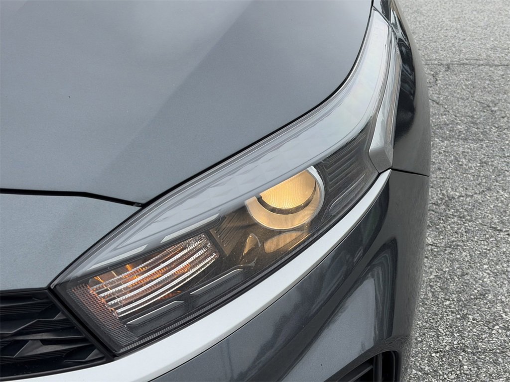 Used 2023 Kia Forte LXS w/ LXS Technology Package image 28