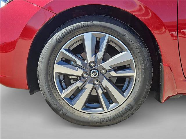 Used 2020 Nissan Versa SV FWD image 23