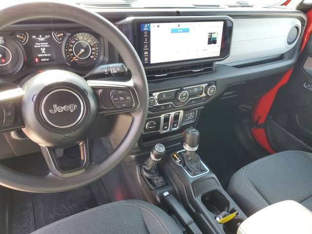 Used 2026 Jeep Wrangler Sport AWD/4WD image 25