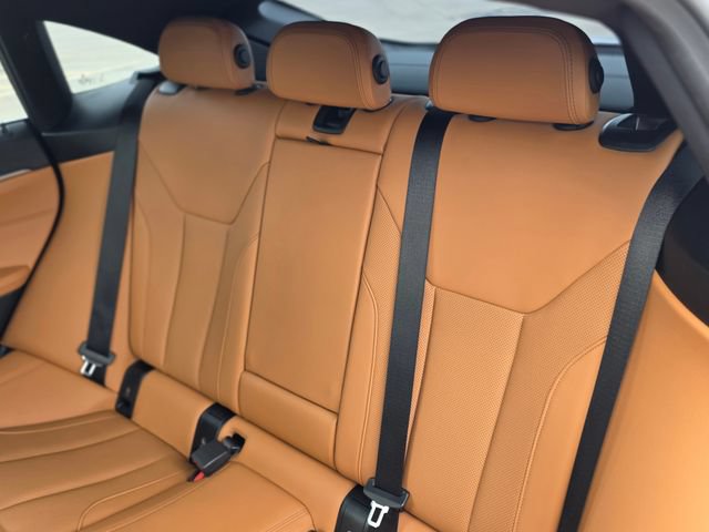 Used 2023 BMW i4 eDrive40 RWD image 14