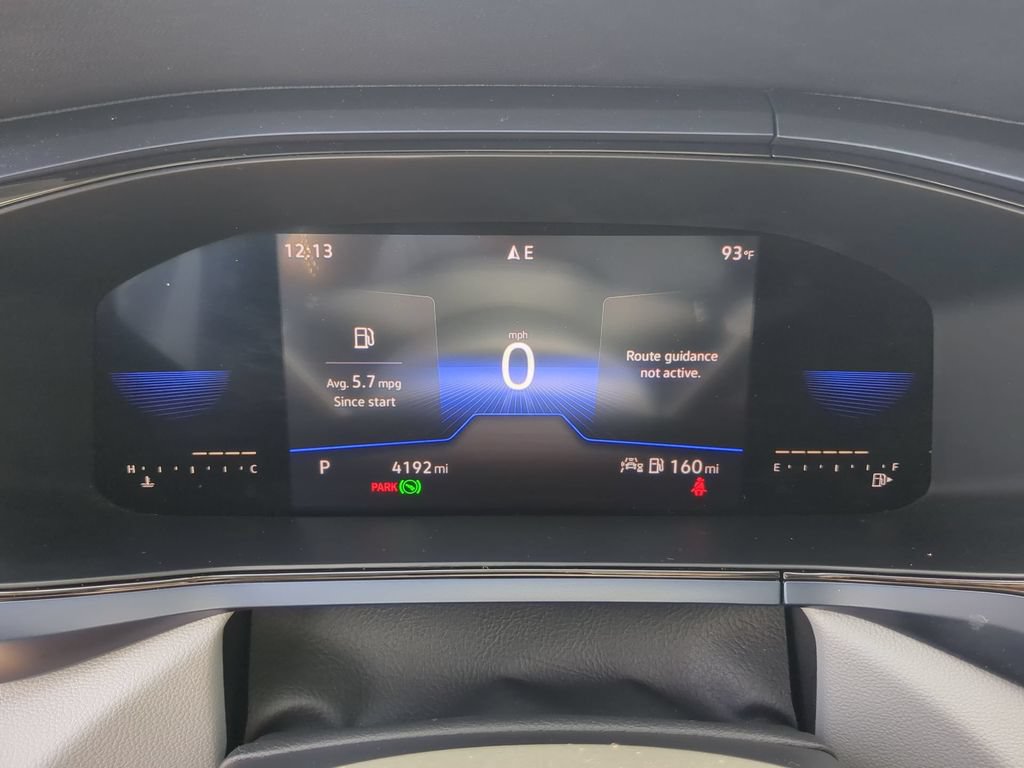 Certified 2022 Volkswagen Taos SE FWD image 31