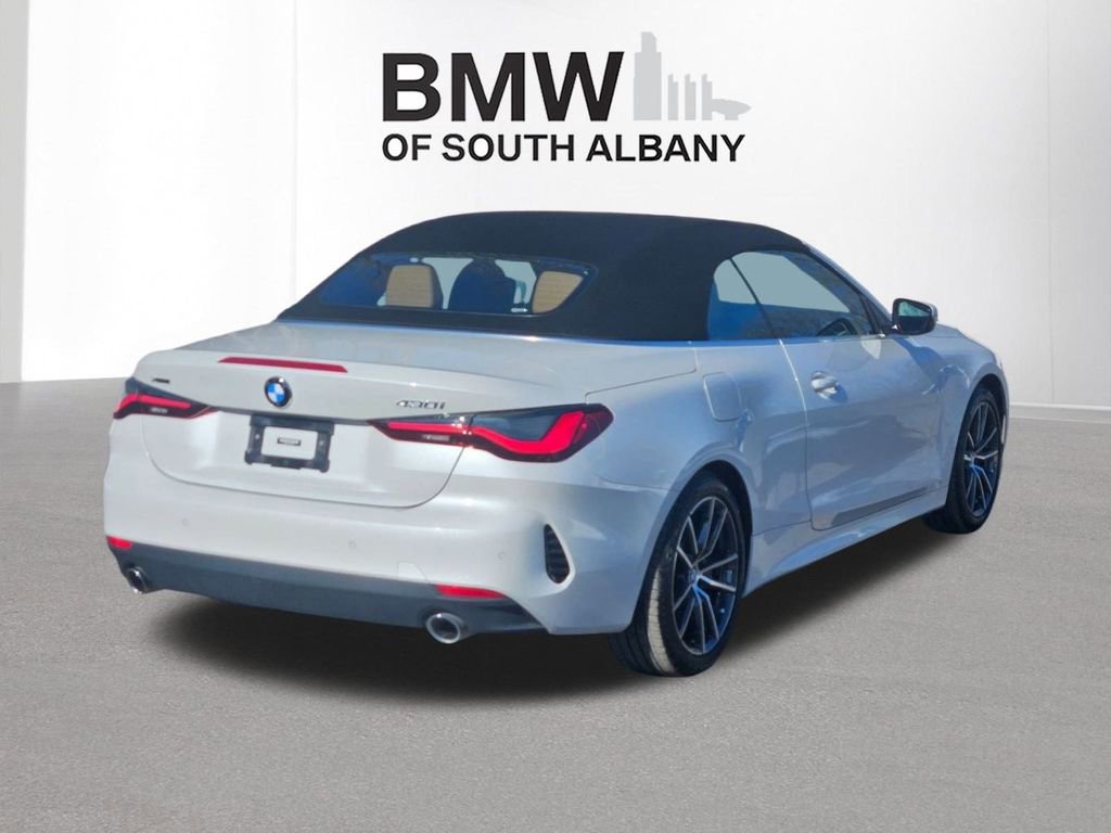 Used 2023 BMW 430i xDrive Convertible w/ Premium Package image 4