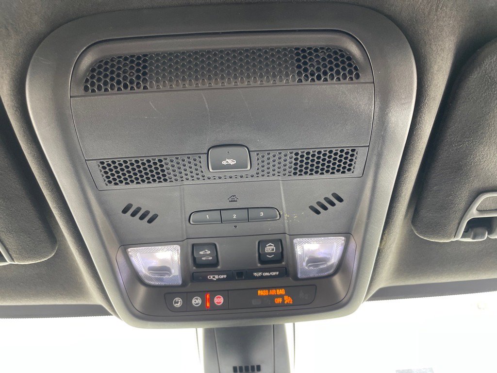 Used 2020 Cadillac XT5 Premium Luxury w/ Platinum Package image 12