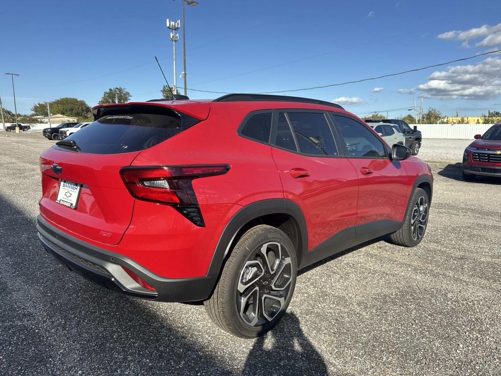 New 2026 Chevrolet Trax RS image 7