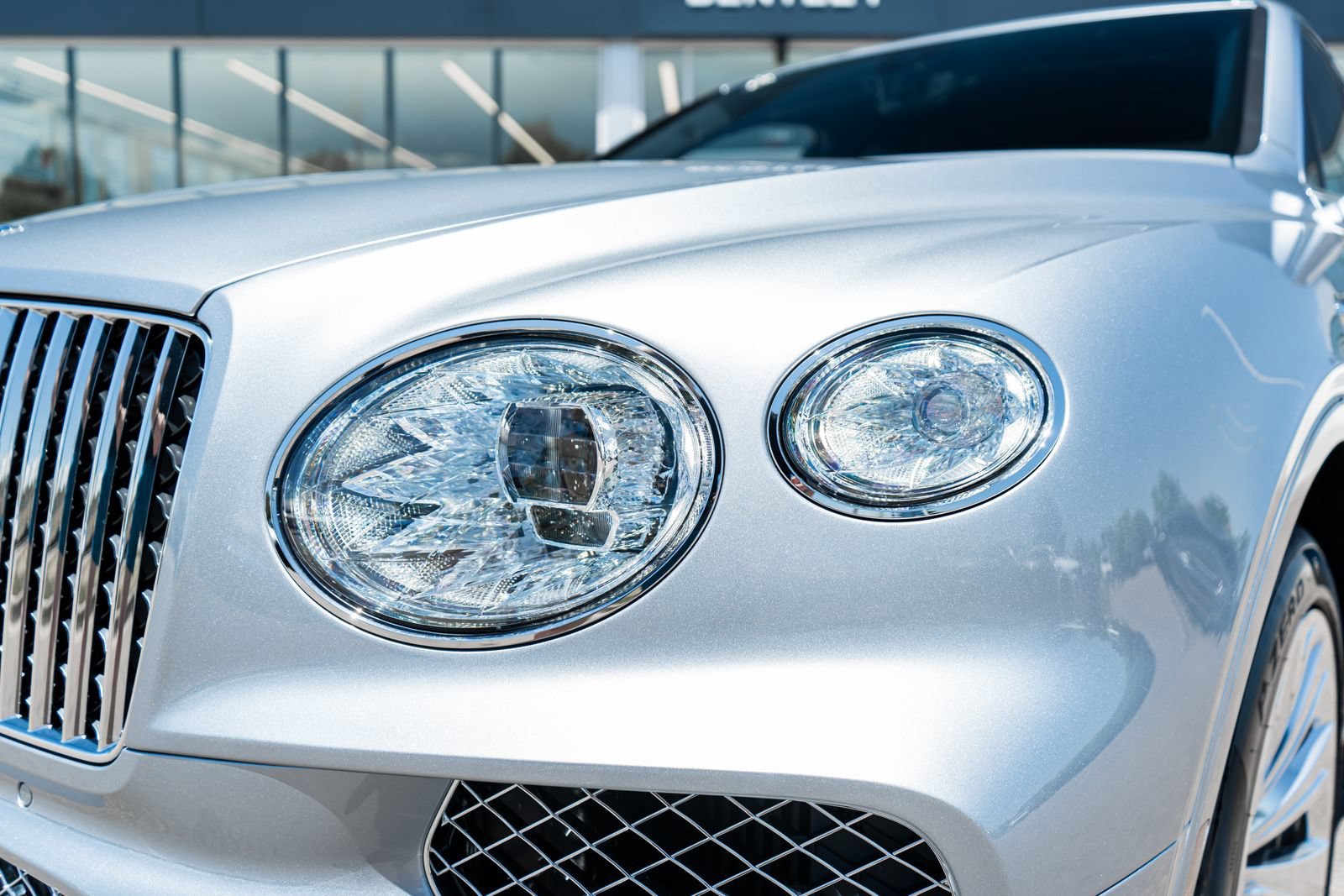 New 2026 Bentley Bentayga Extended Wheelbase AWD/4WD image 23