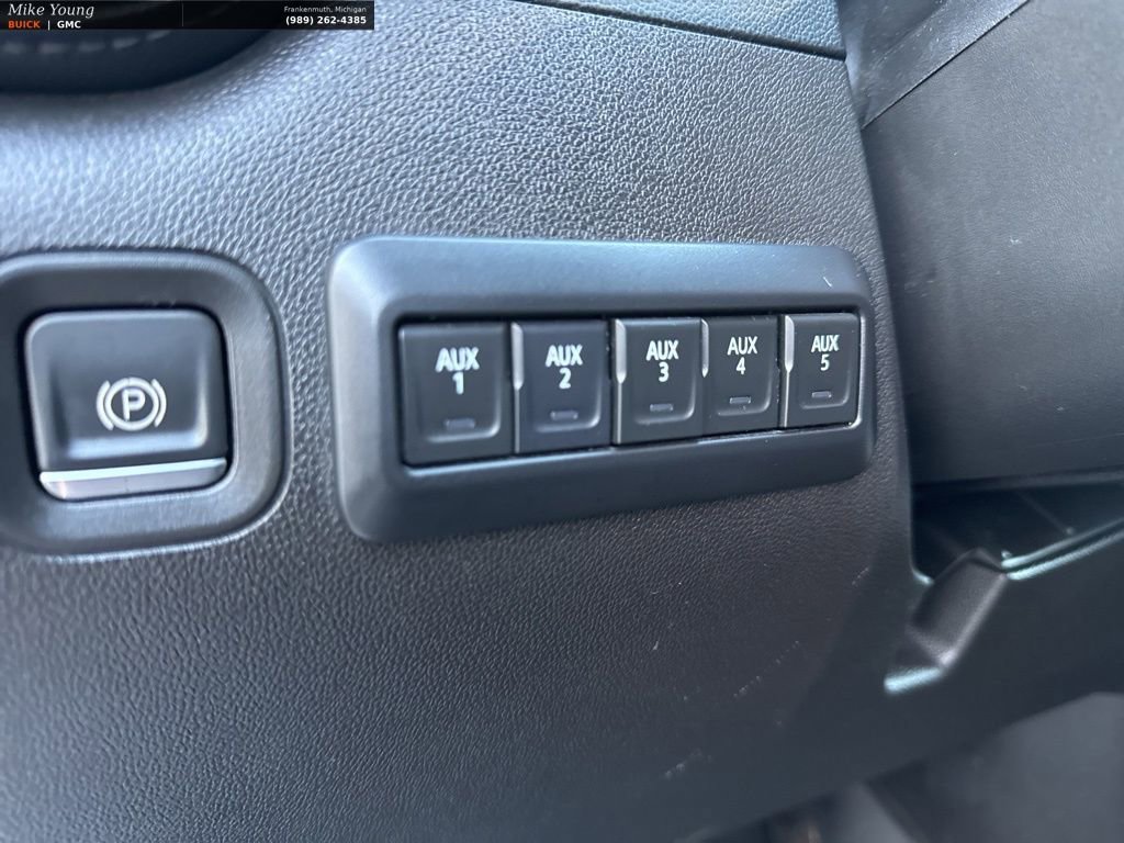 Used 2023 Chevrolet Silverado 3500 LTZ image 19