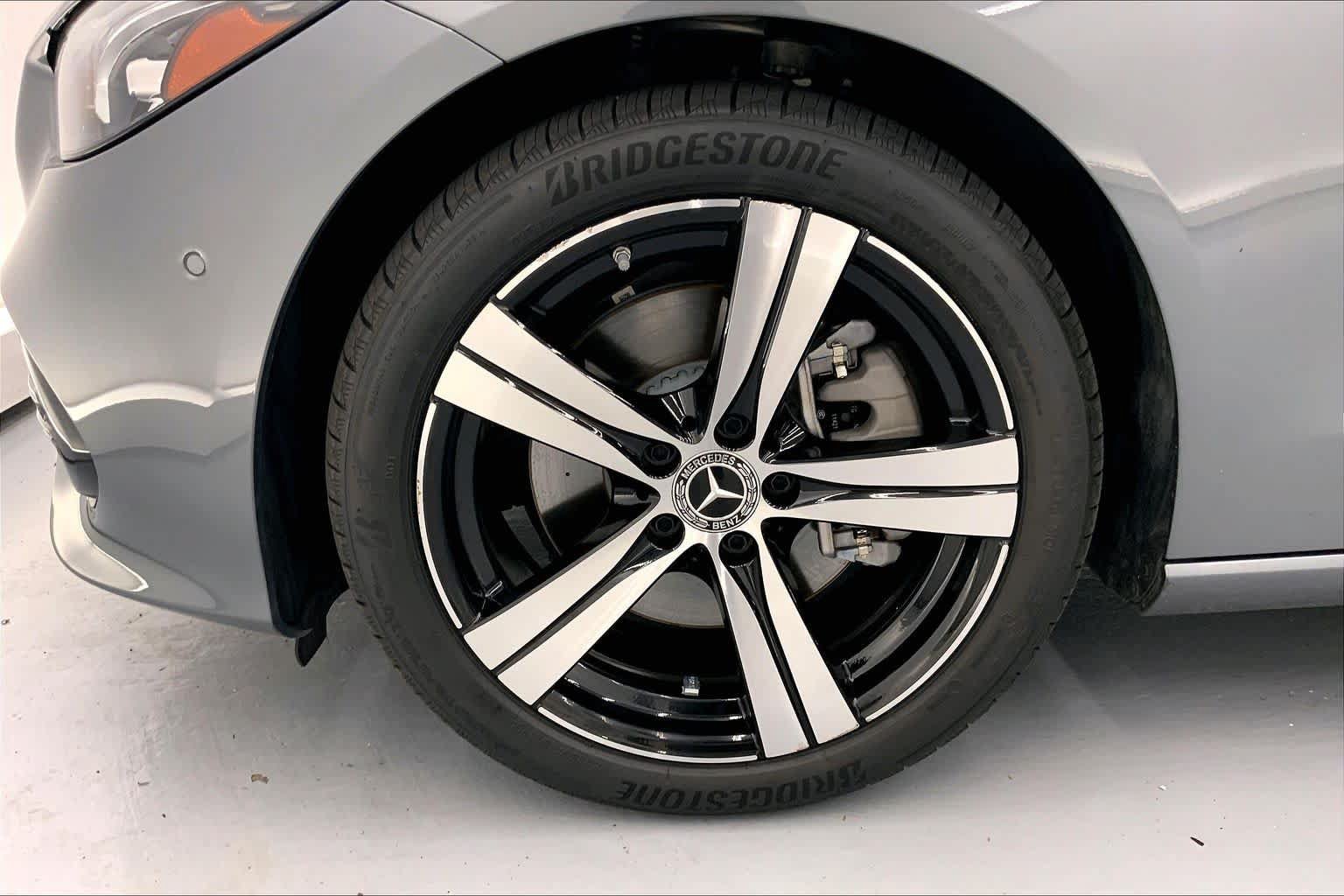 Used 2023 Mercedes-Benz C 300 Sedan image 8