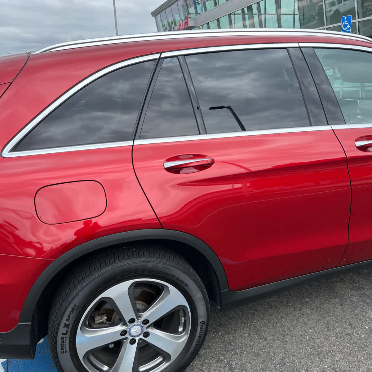 Used 2017 Mercedes-Benz GLC 300 4MATIC image 13