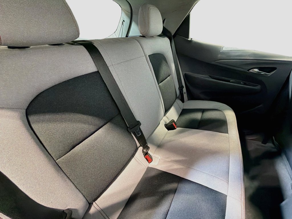 Used 2021 Chevrolet Bolt LT FWD image 25
