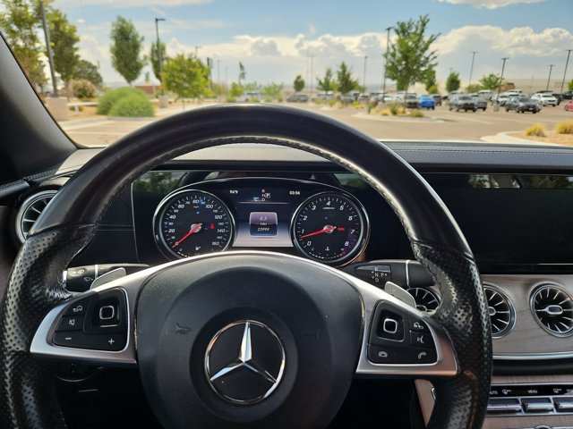 Used 2018 Mercedes-Benz E 400 4MATIC Cabriolet image 11