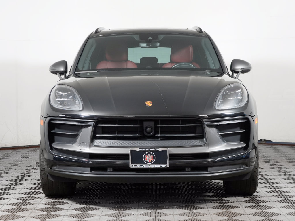 Certified 2023 Porsche Macan Turbo AWD/4WD image 10