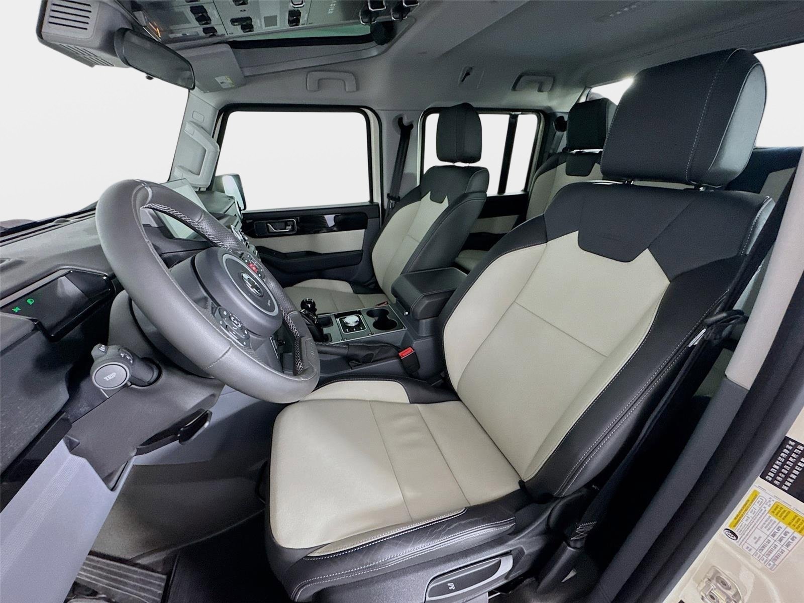 Used 2025 INEOS Grenadier AWD/4WD image 10