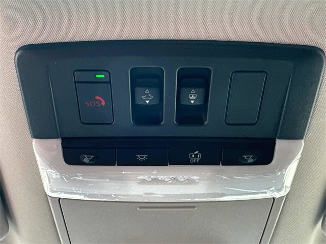 New 2025 Nissan Pathfinder SV w/ SV Premium Package image 16