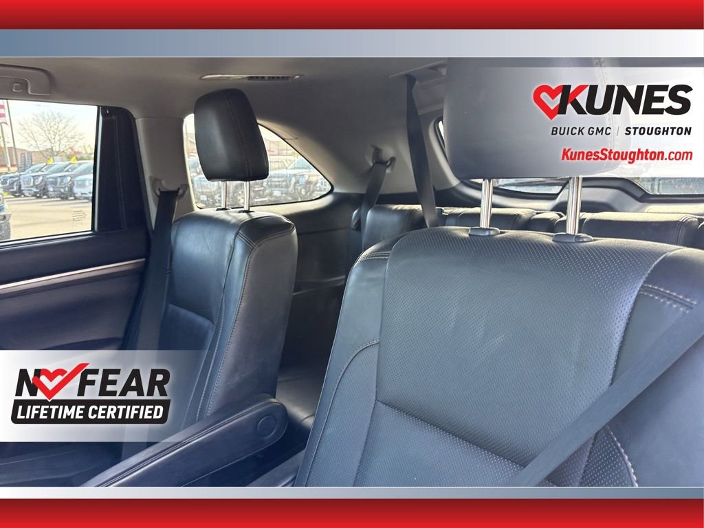 Used 2018 Toyota Highlander Limited image 39