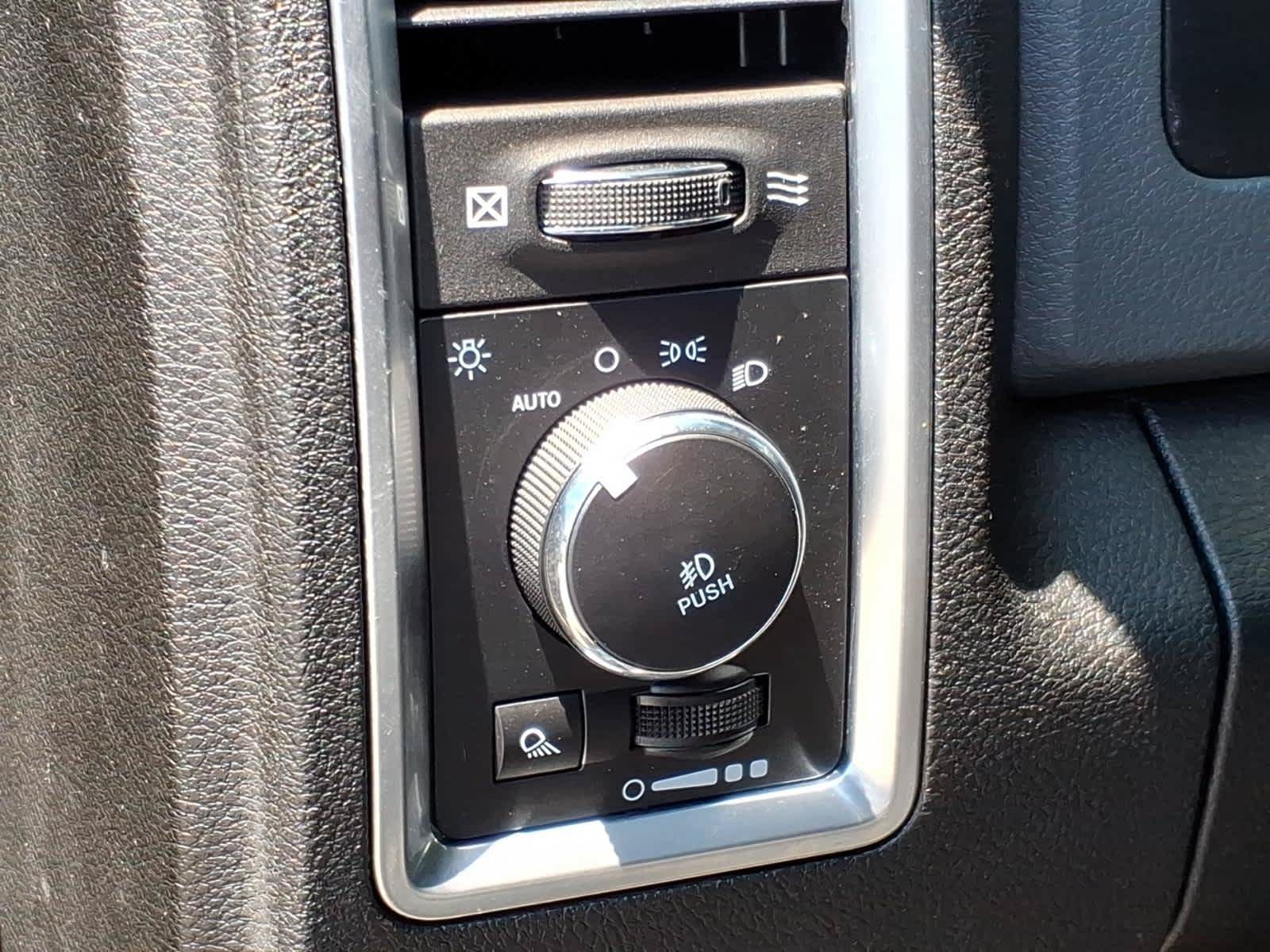 Used 2019 RAM 1500 Lone Star AWD/4WD image 21