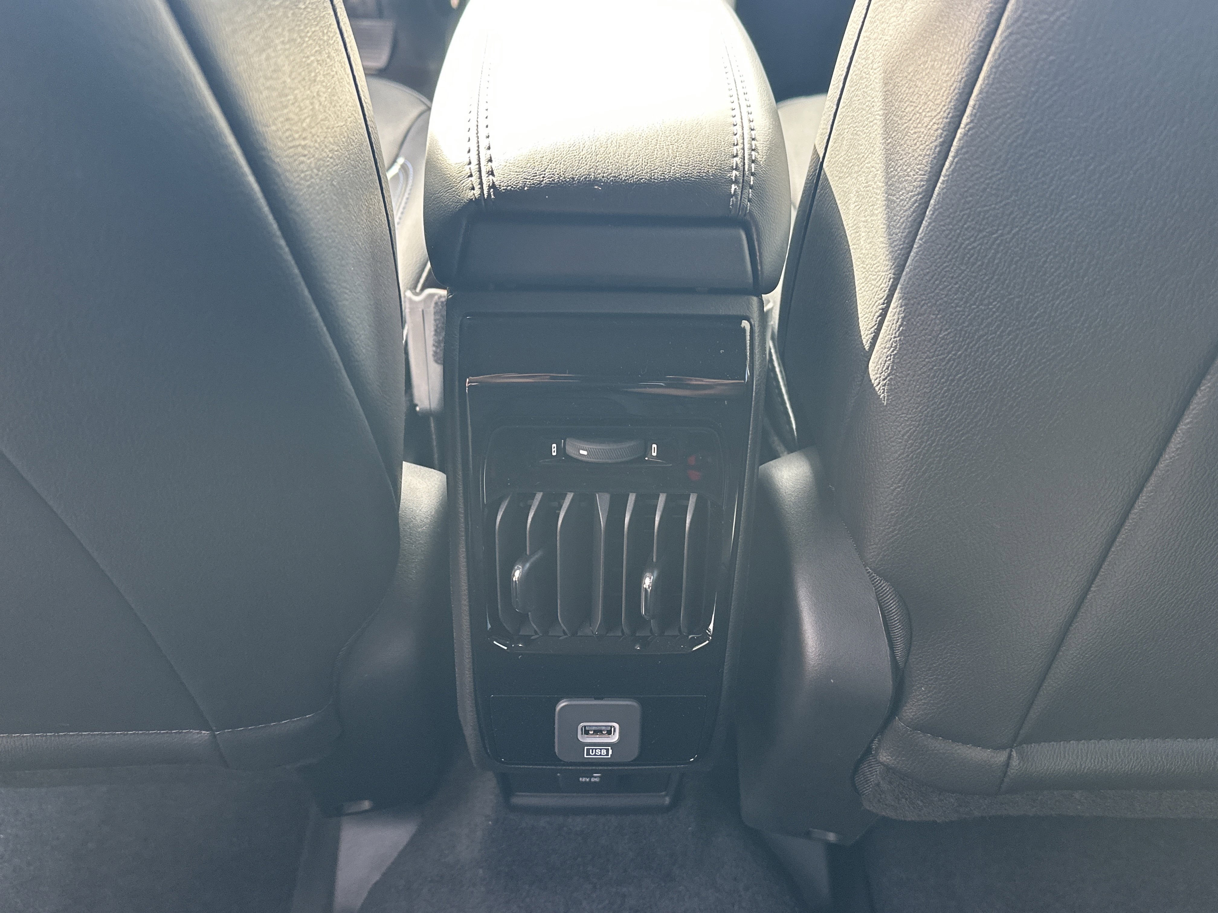 New 2026 Jeep Compass Latitude image 14