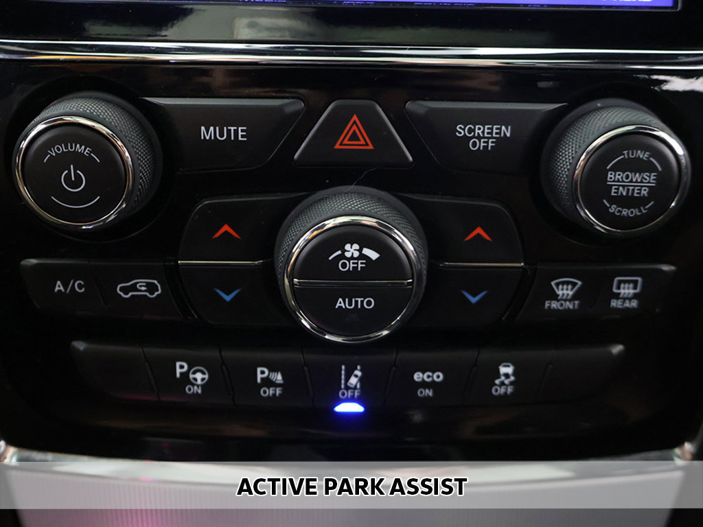 Used 2019 Jeep Grand Cherokee SRT w/ Trailer Tow Group IV AWD/4WD image 6