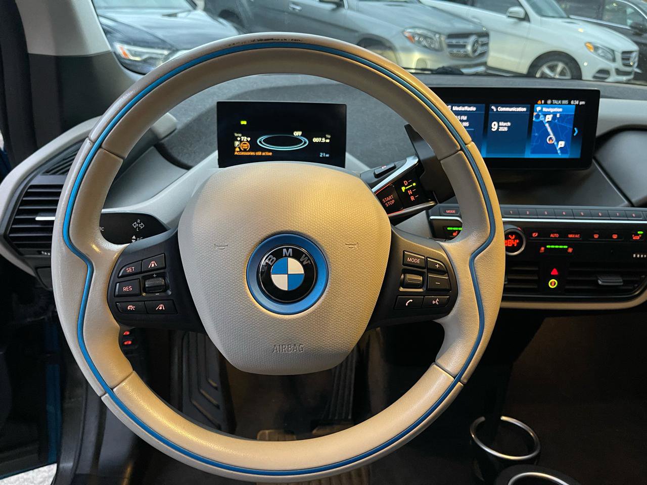 Used 2018 BMW i3 image 8