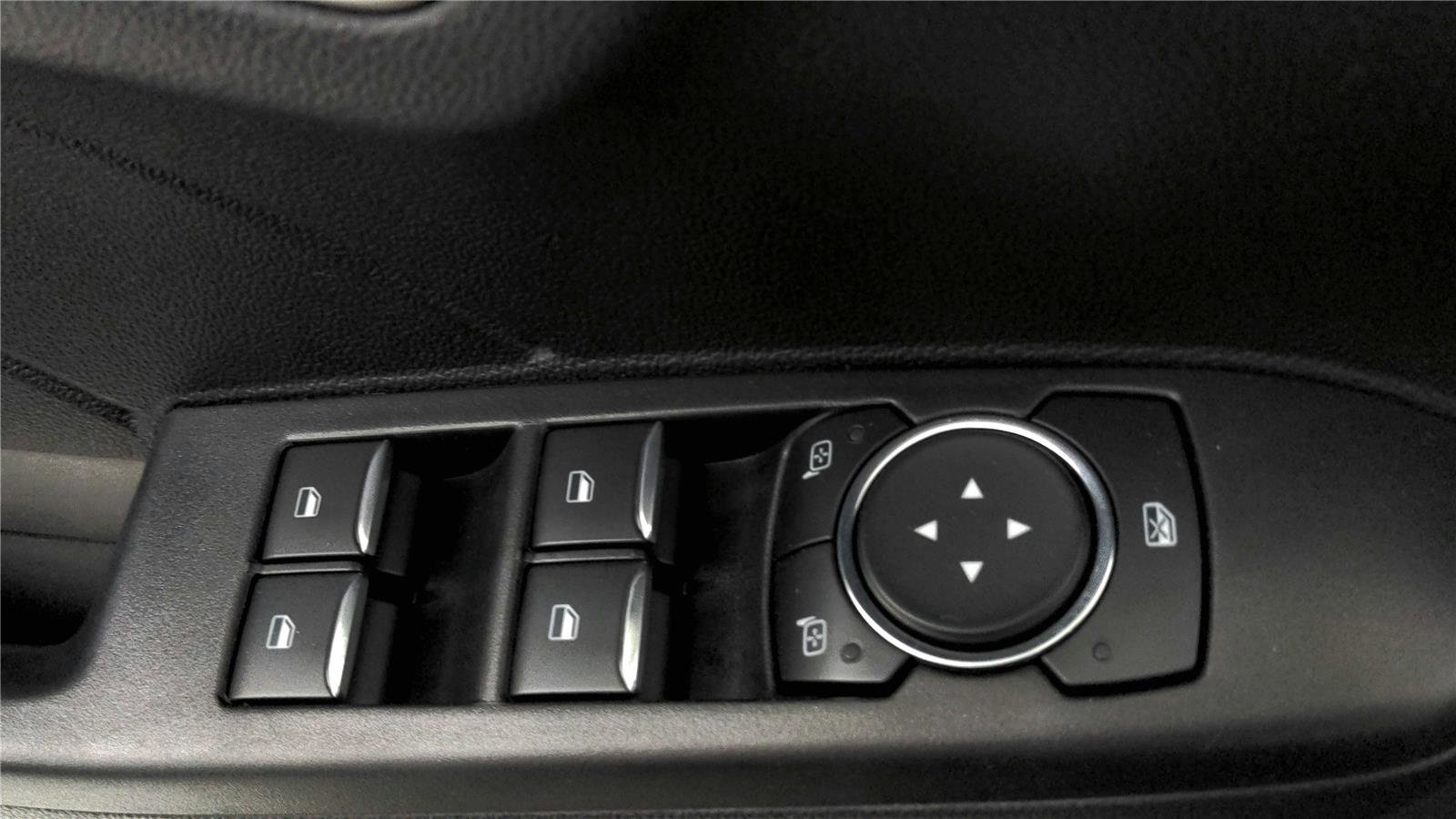 Used 2021 Ford Escape SE w/ Convenience Package image 10