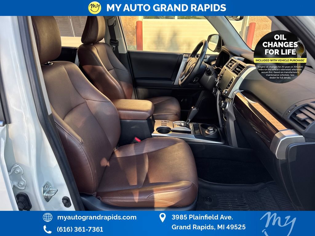 Used 2023 Toyota 4Runner Limited AWD/4WD image 22
