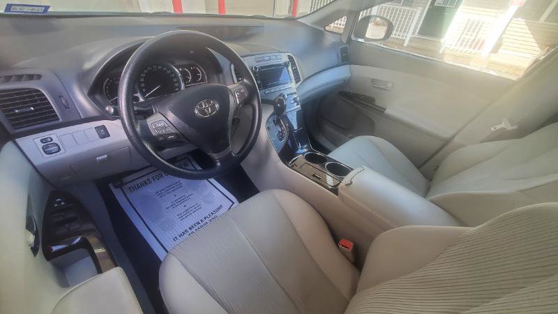 Used 2012 Toyota Venza LE image 20