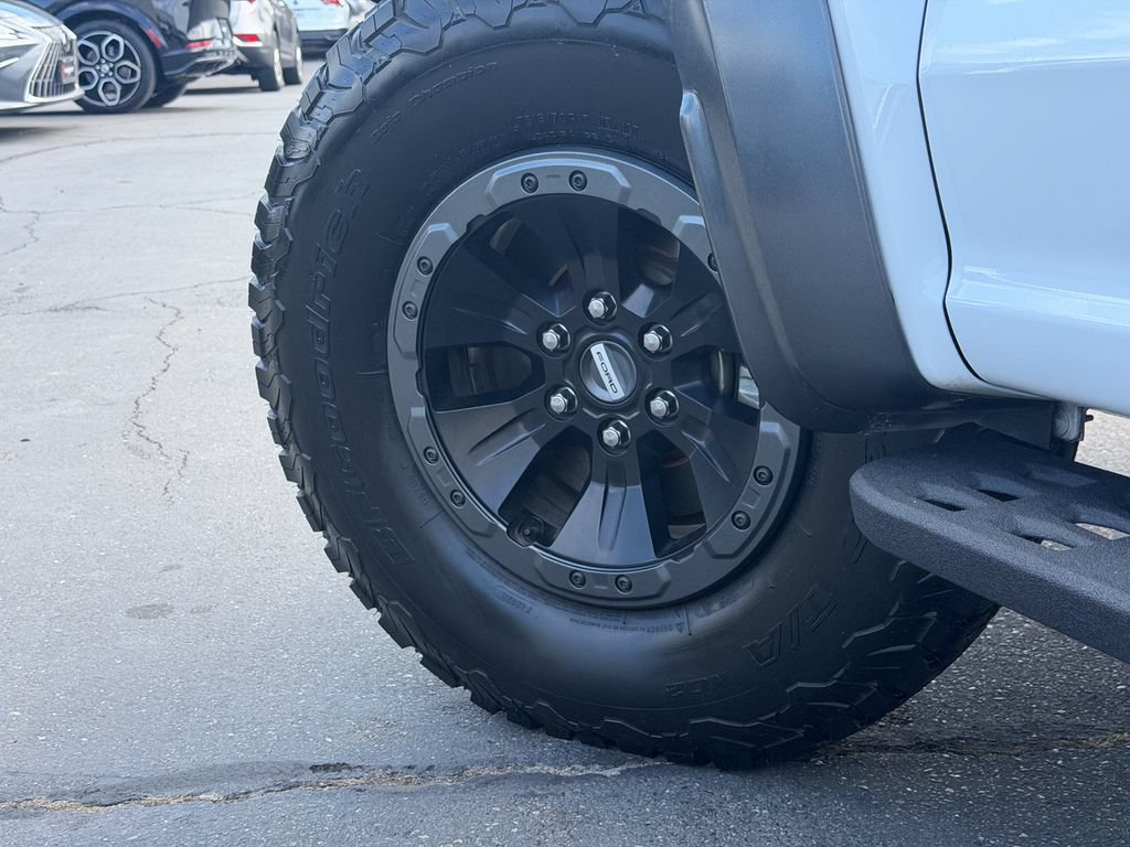 Used 2017 Ford F150 Raptor w/ Equipment Group 802A Luxury AWD/4WD image 12