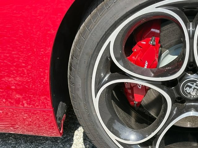 New 2026 Alfa Romeo Giulia AWD w/ Driving Assist Package image 13