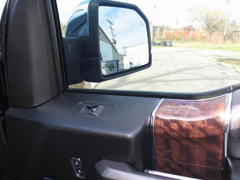 Used 2016 Ford F150 Platinum w/ Equipment Group 701A Luxury image 46