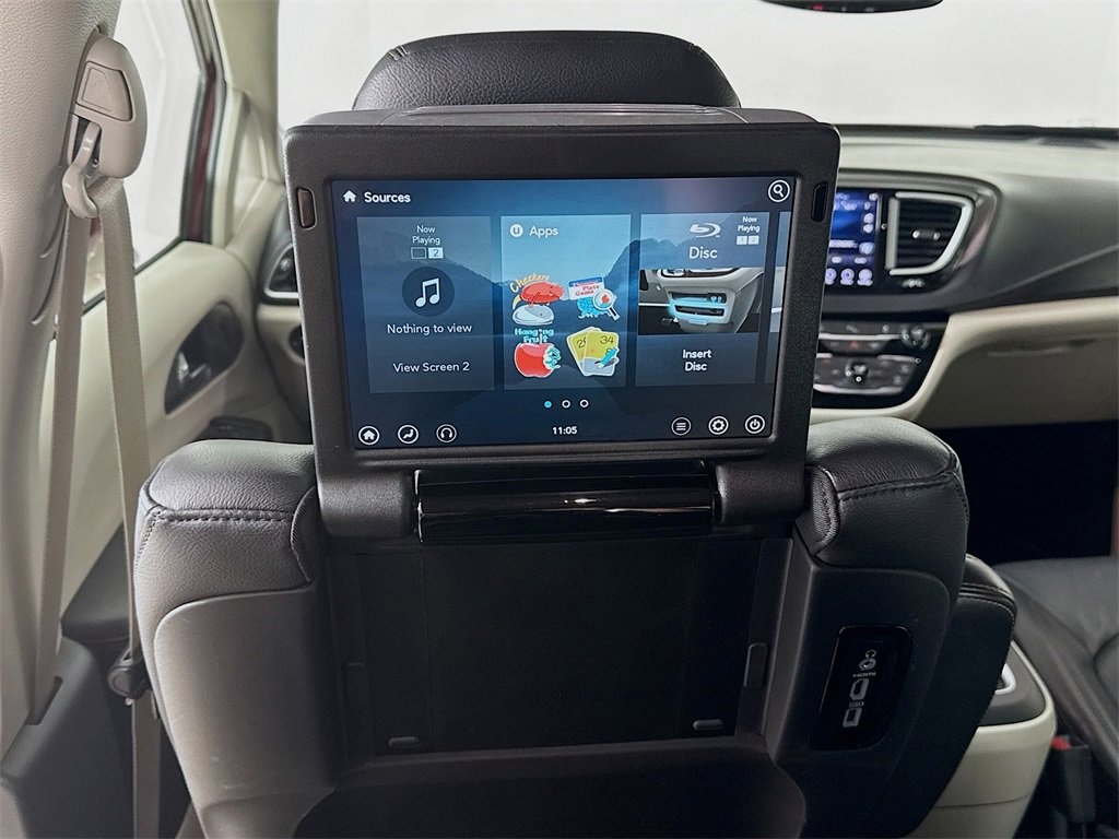 Used 2020 Chrysler Pacifica Touring-L Plus image 26