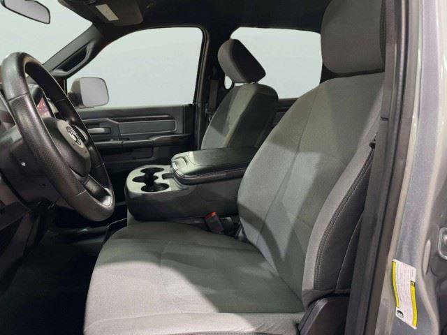 Used 2022 RAM 2500 Big Horn AWD/4WD image 38