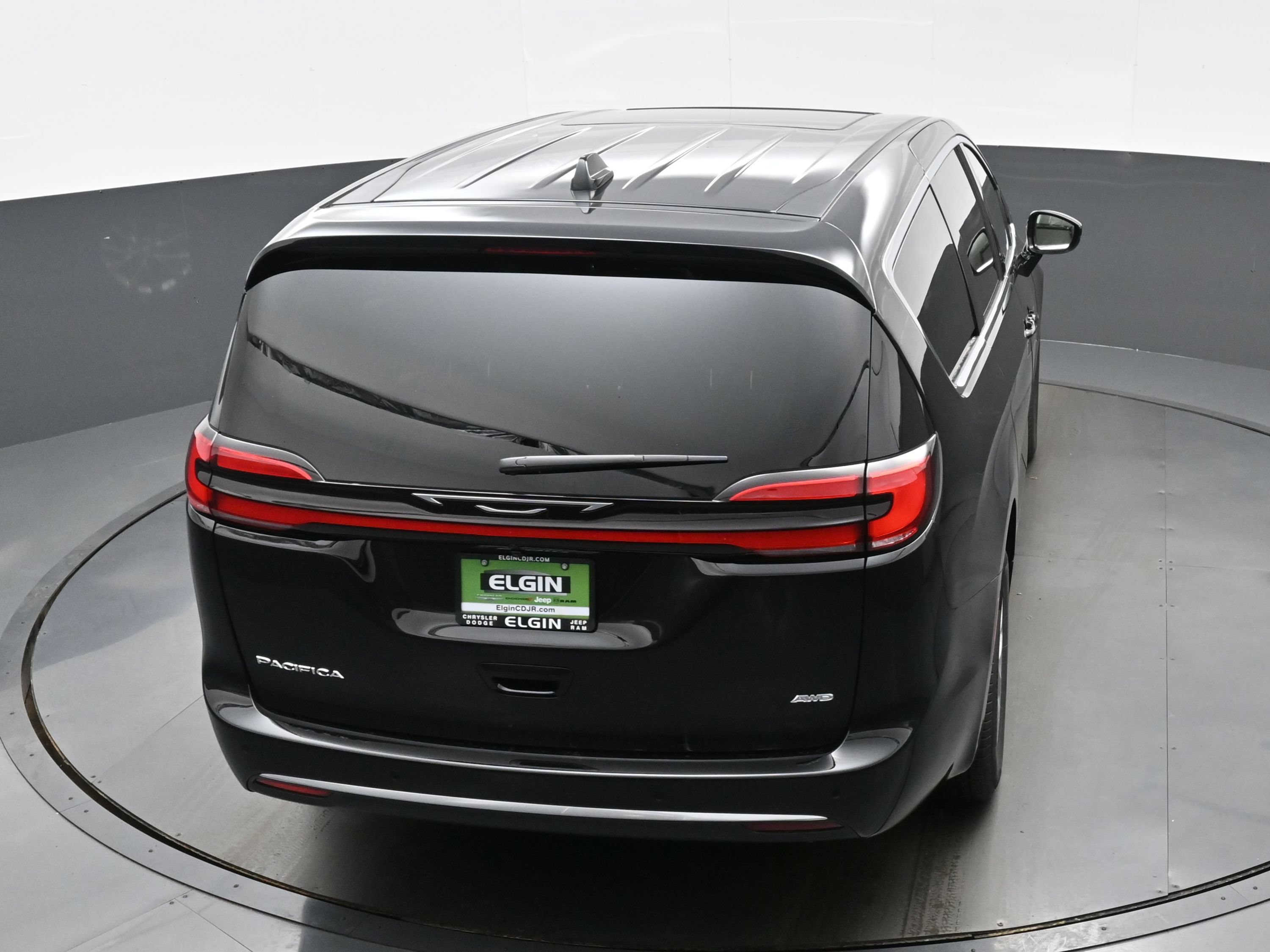 New 2027 Chrysler Pacifica Select AWD/4WD image 25