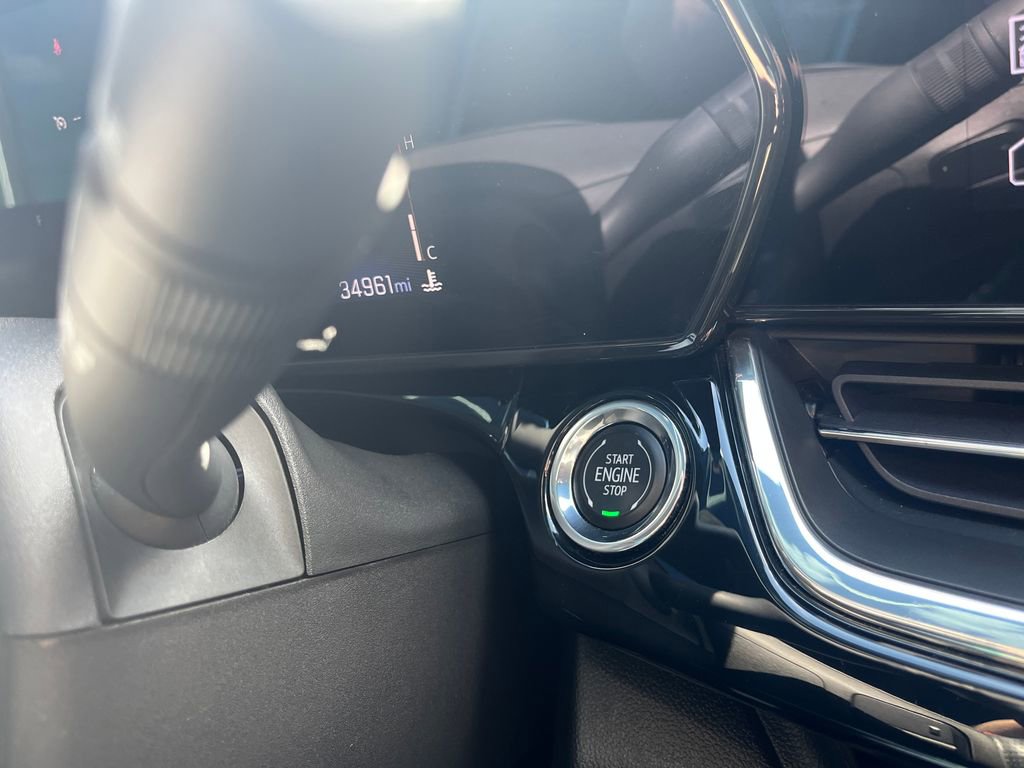 Used 2025 Chevrolet Trax RS w/ Driver Confidence Package image 19
