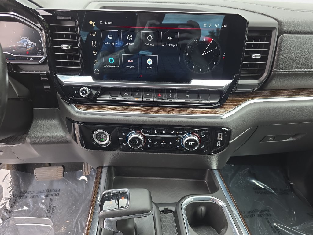Used 2024 GMC Sierra 1500 Elevation AWD/4WD image 16