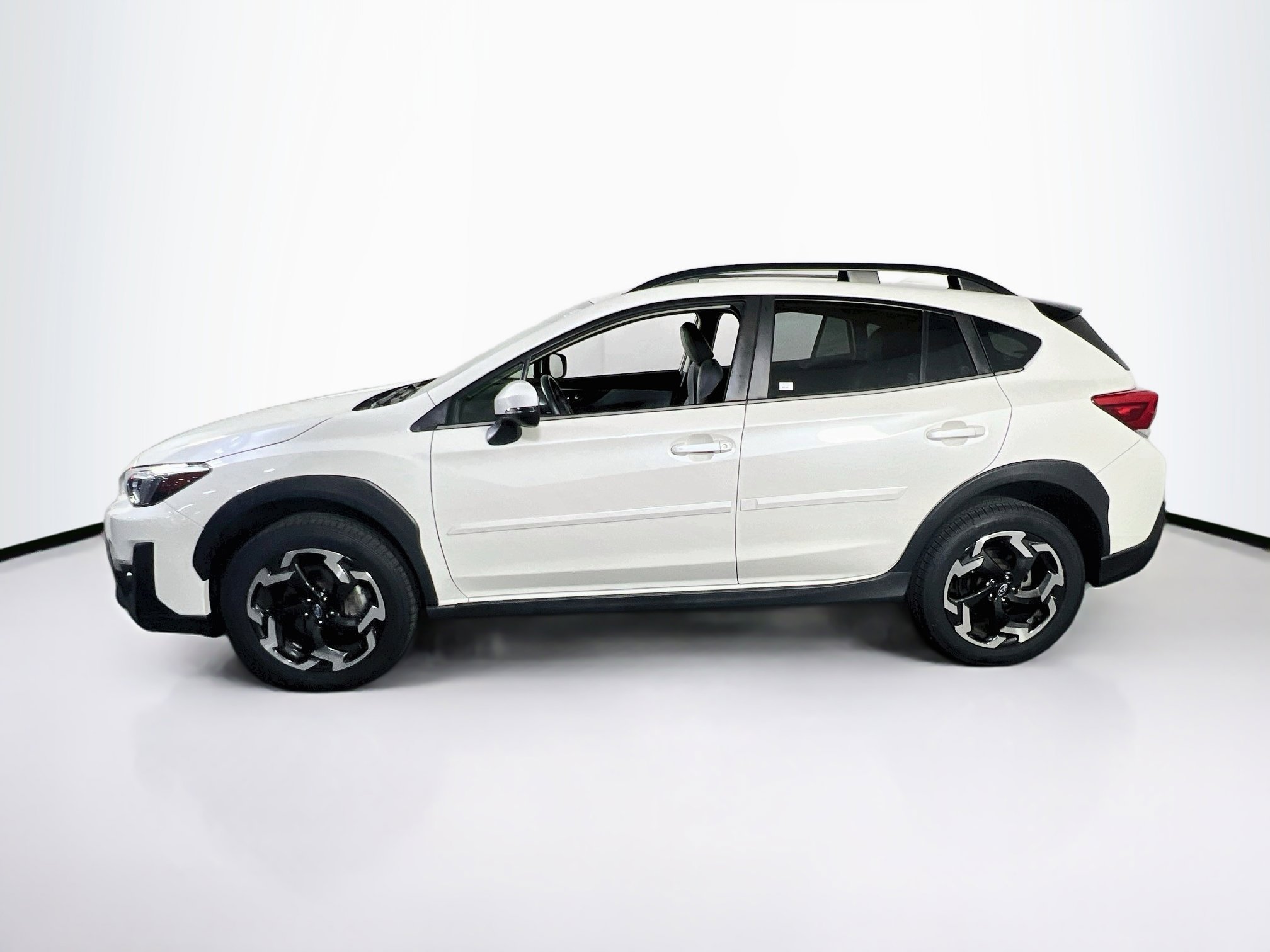 Used 2023 Subaru Crosstrek 2.5i Limited AWD/4WD image 8