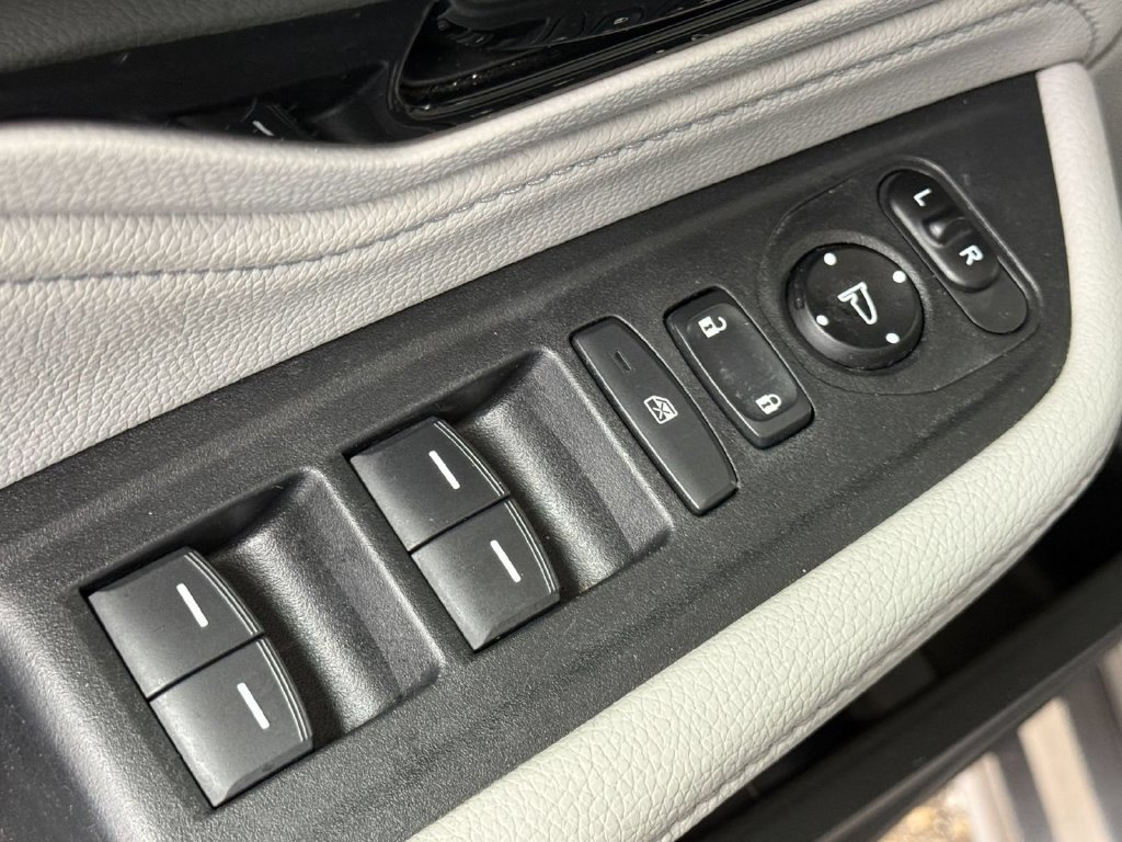 Used 2021 Honda Odyssey Touring image 16