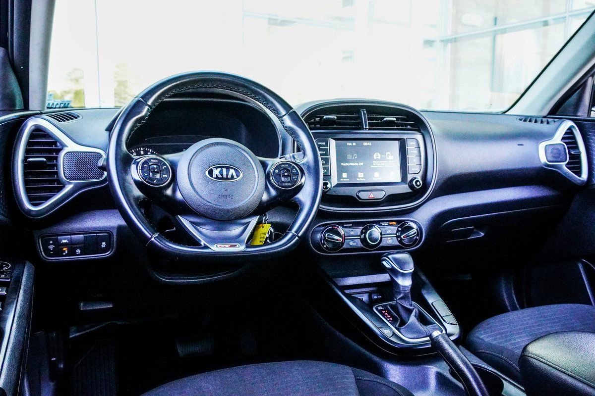 Used 2021 Kia Soul GT-Line FWD image 17