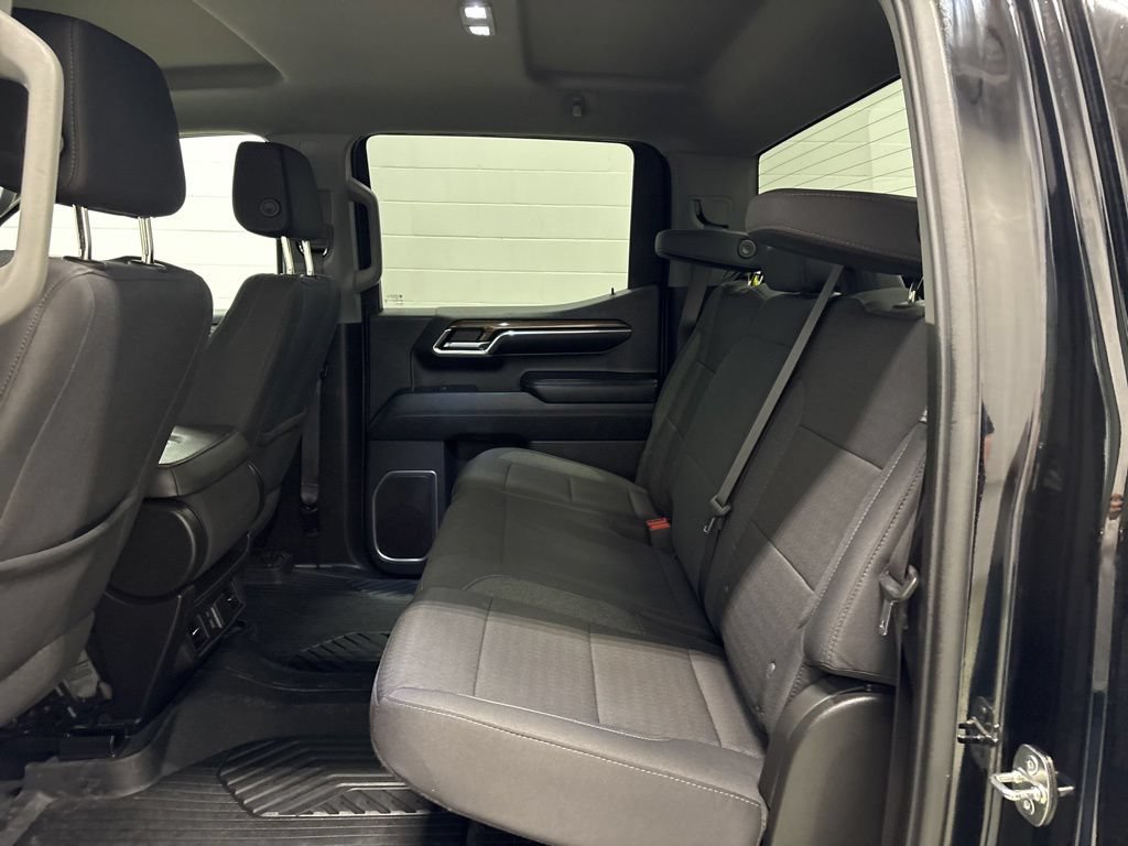 Used 2024 Chevrolet Silverado 1500 RST AWD/4WD image 14