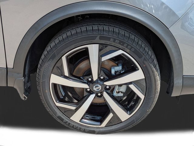 Used 2022 Nissan Rogue Sport SL FWD image 11