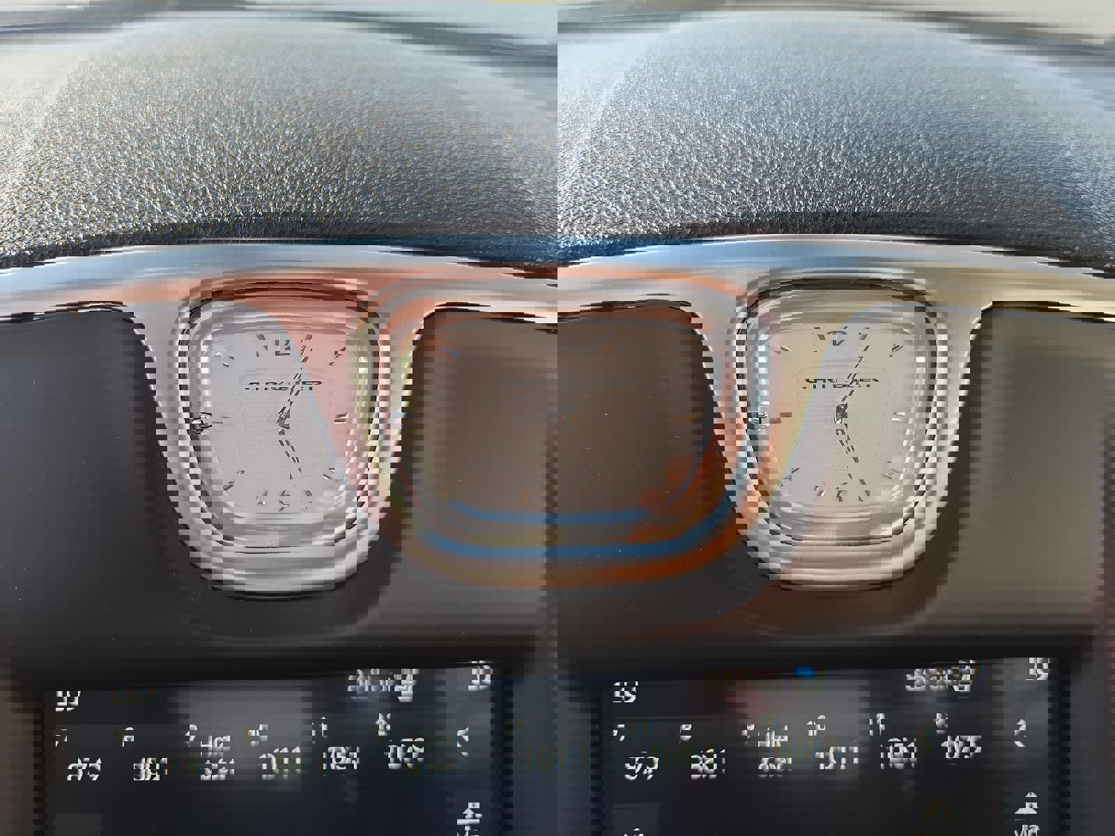 Used 2019 Chrysler 300 Limited image 29