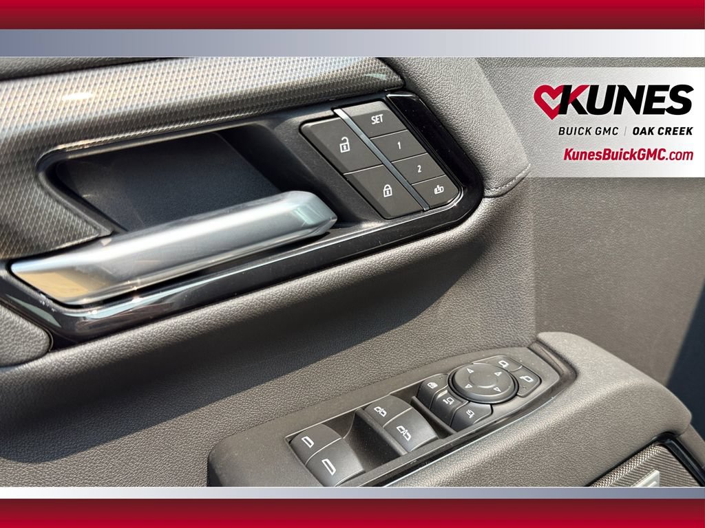 New 2026 GMC Sierra 2500 AT4 w/ AT4 Premium Plus Package AWD/4WD image 21