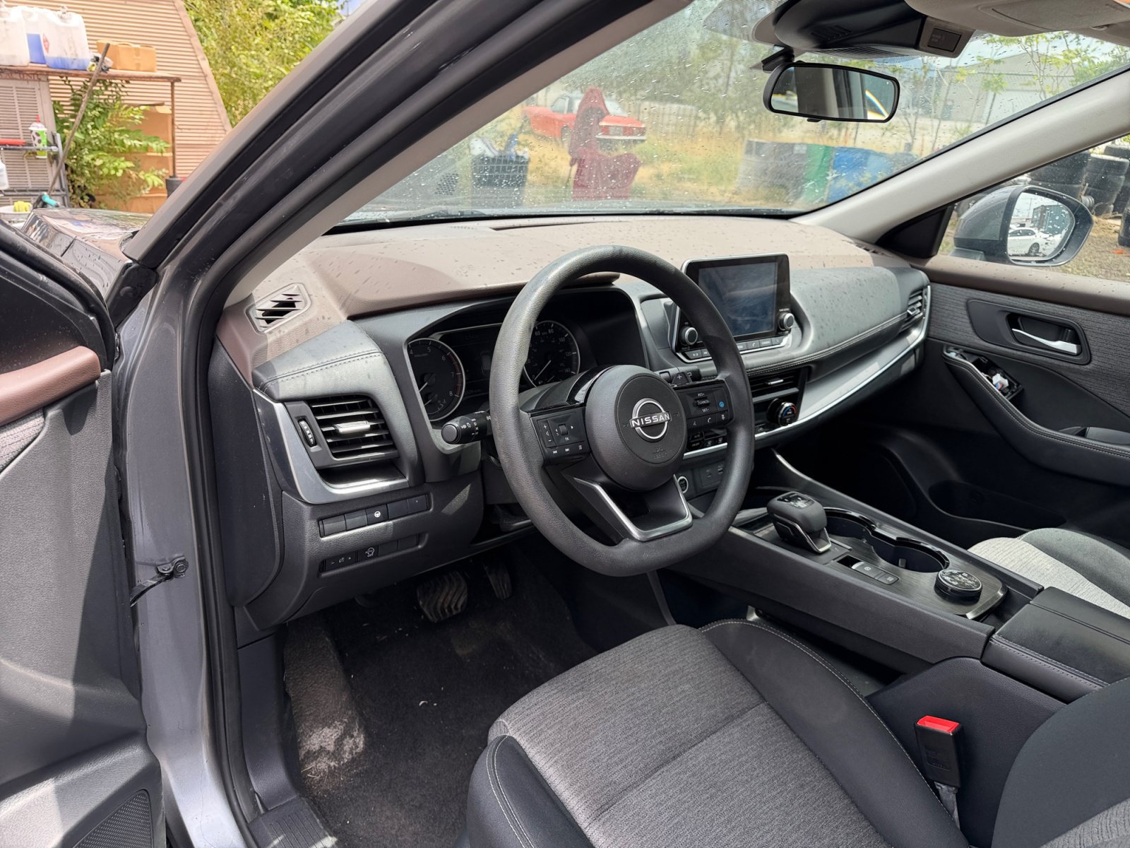 Used 2023 Nissan Rogue SV AWD/4WD image 19