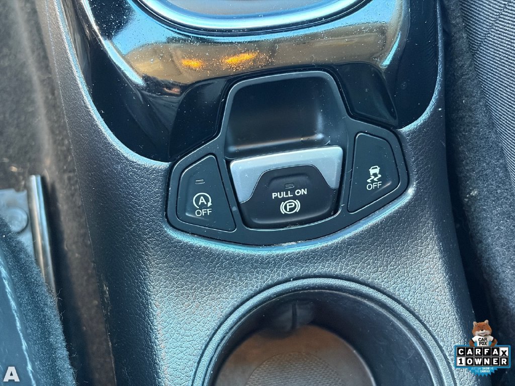 Used 2019 Jeep Compass Latitude FWD image 29