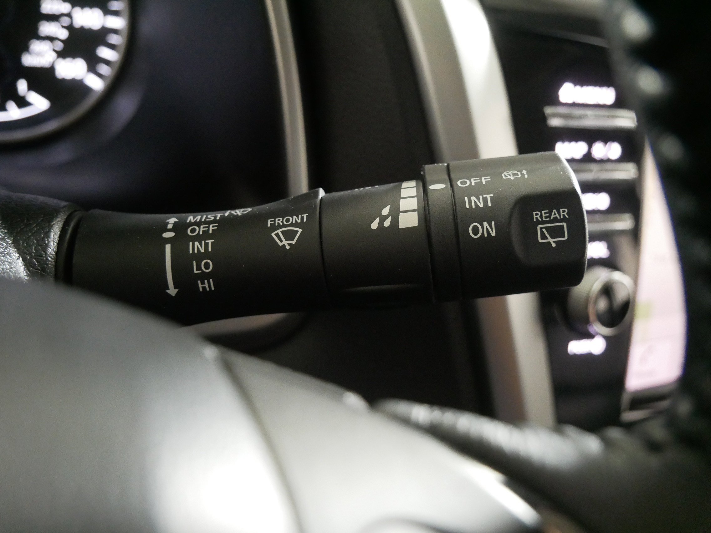 Used 2019 Nissan Murano SL image 32