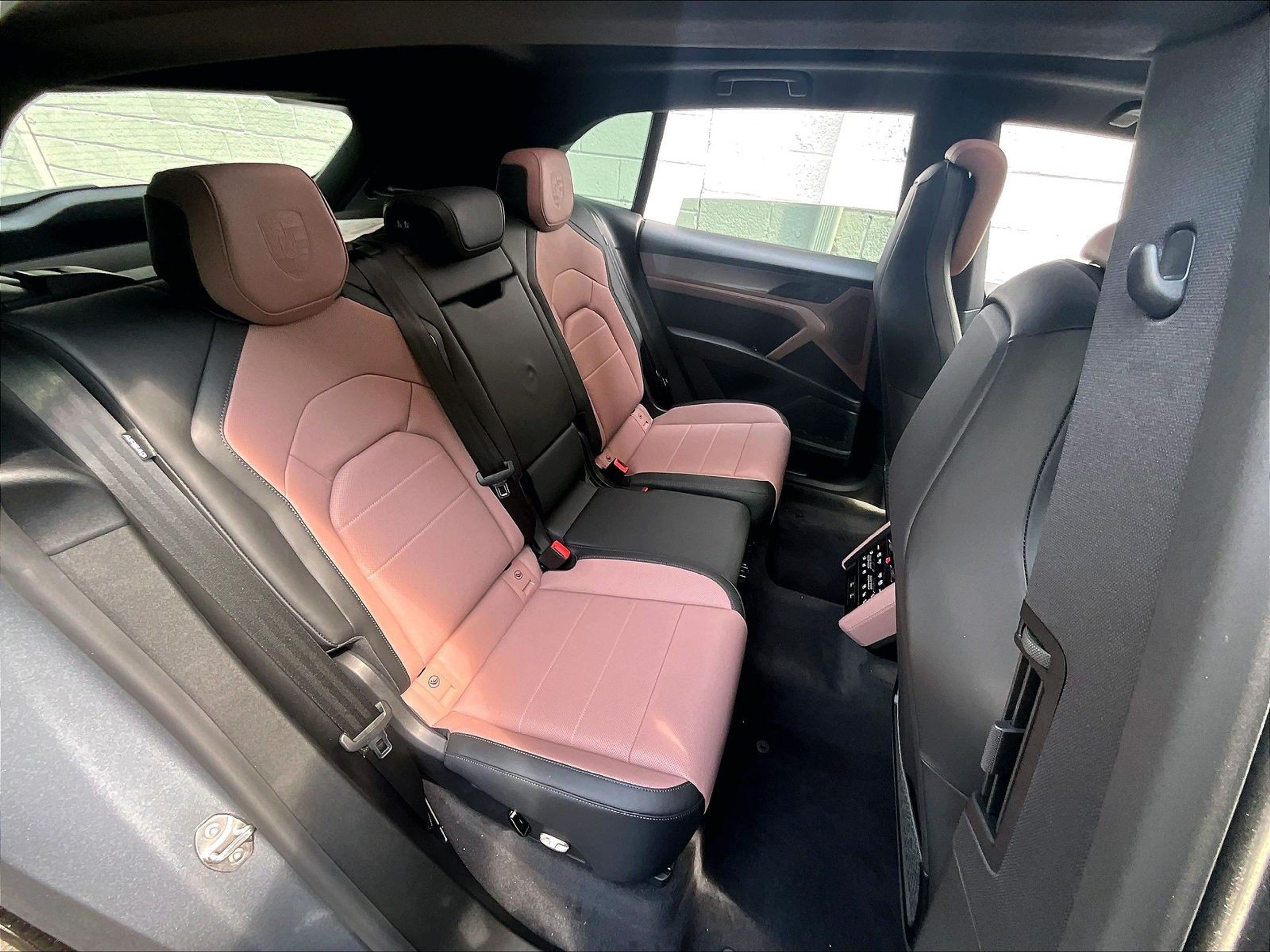 New 2026 Porsche Cayenne Electric AWD/4WD image 21