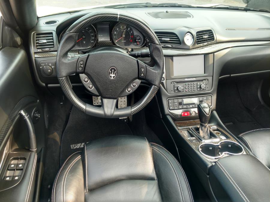 Used 2013 Maserati GranTurismo Sport image 12