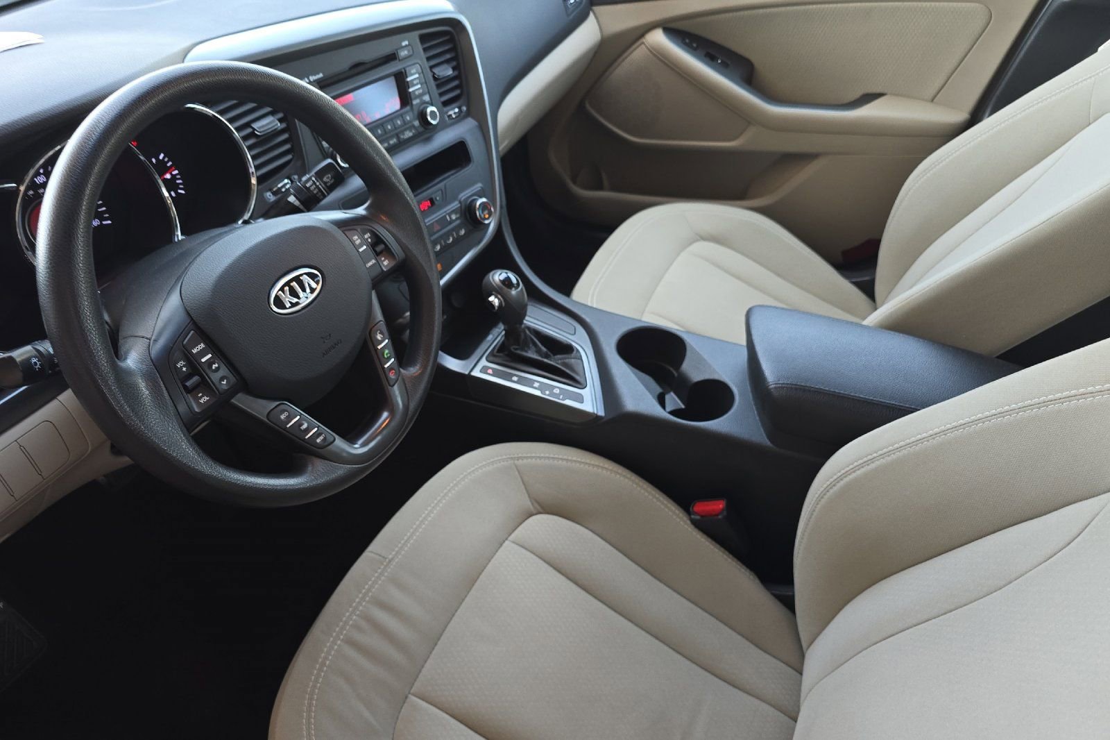 Used 2011 Kia Optima LX w/ Convenience Pkg FWD image 10