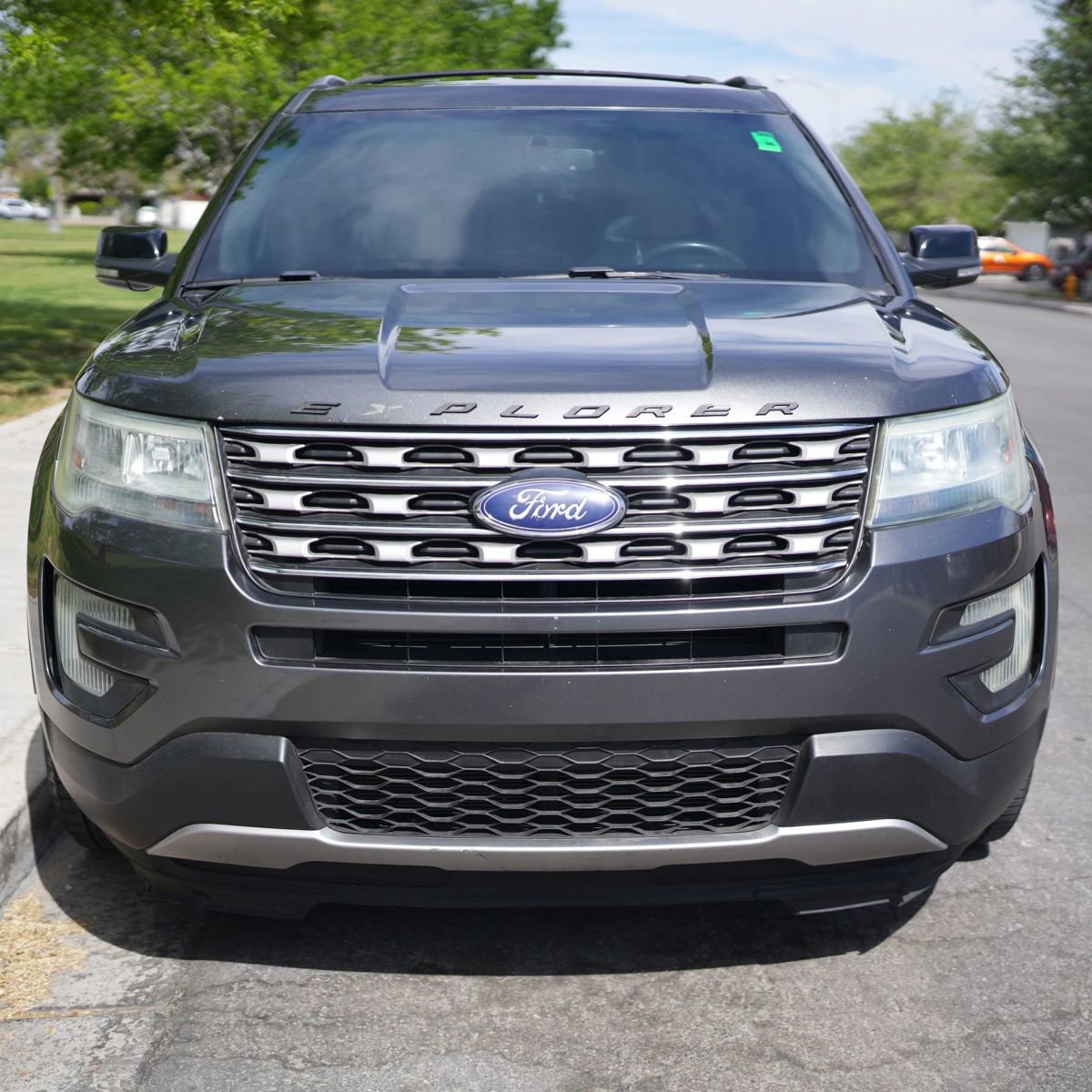 Used 2016 Ford Explorer XLT w/ Equipment Group 201A FWD image 19