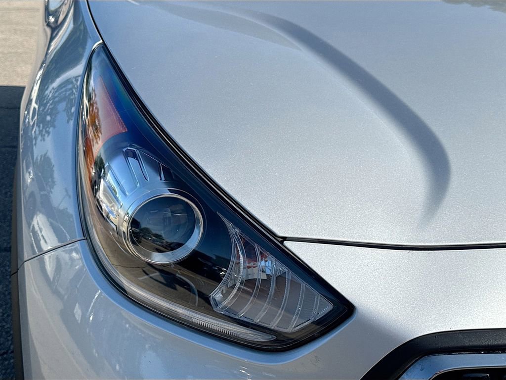 Used 2019 Kia Niro FE FWD image 35