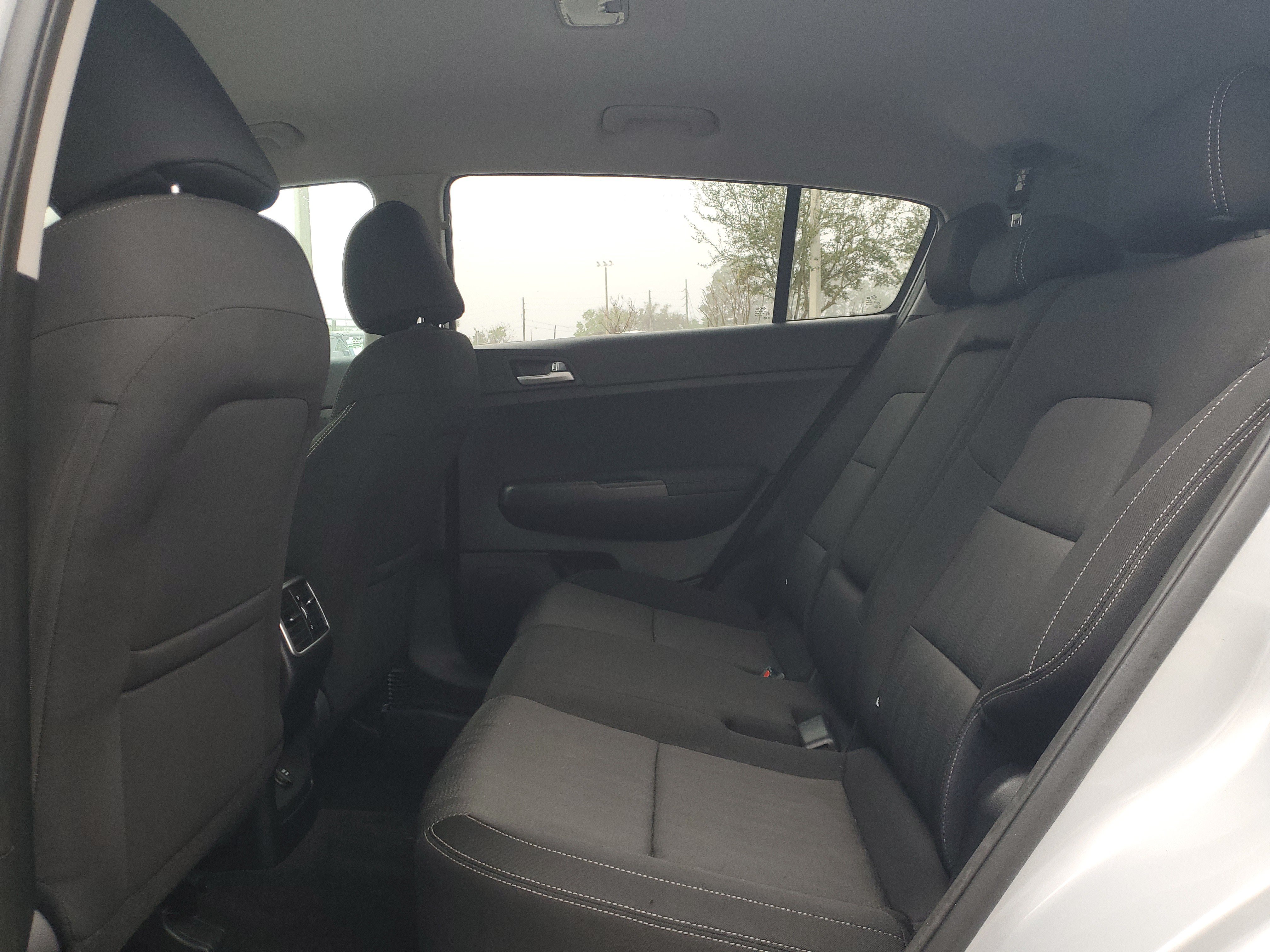 Used 2019 Kia Sportage LX FWD image 17
